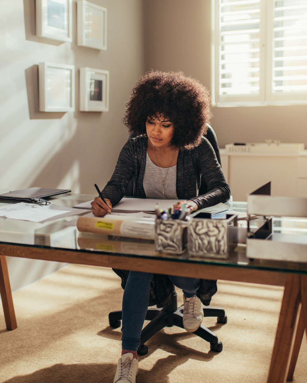 Complete guide to working from home in a small space